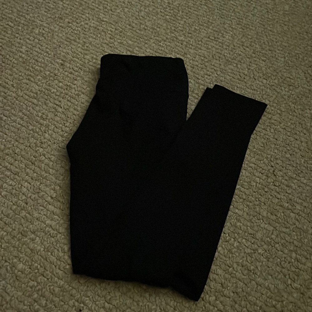 Black leggings